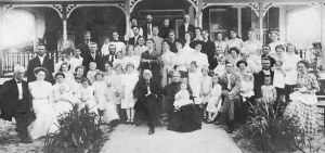 1911 Hendry Family reunion.