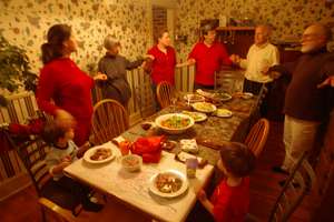 Ciaran, Cecily, Sarah, Sarah, Mike, Michael, Loren, Robert, December 25, 2006.