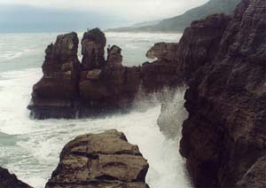 Crashing wave at Pancake Rocks.