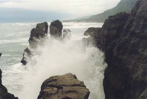 Crashing wave at Pancake Rocks.