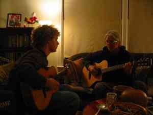 Sam and Helen: dueling guitars.