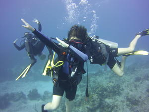 Laughing SCUBA instructor, Robert (DAB-master) and Sarah