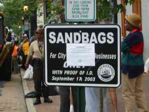 The sandbag sign.